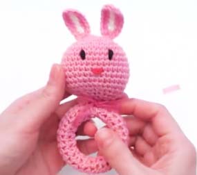 Amigurumi Tavşan Çıngırak Yapımı