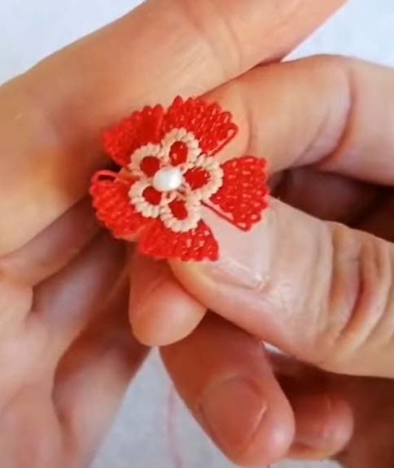 Mini Çiçek 3D İğne Oyası